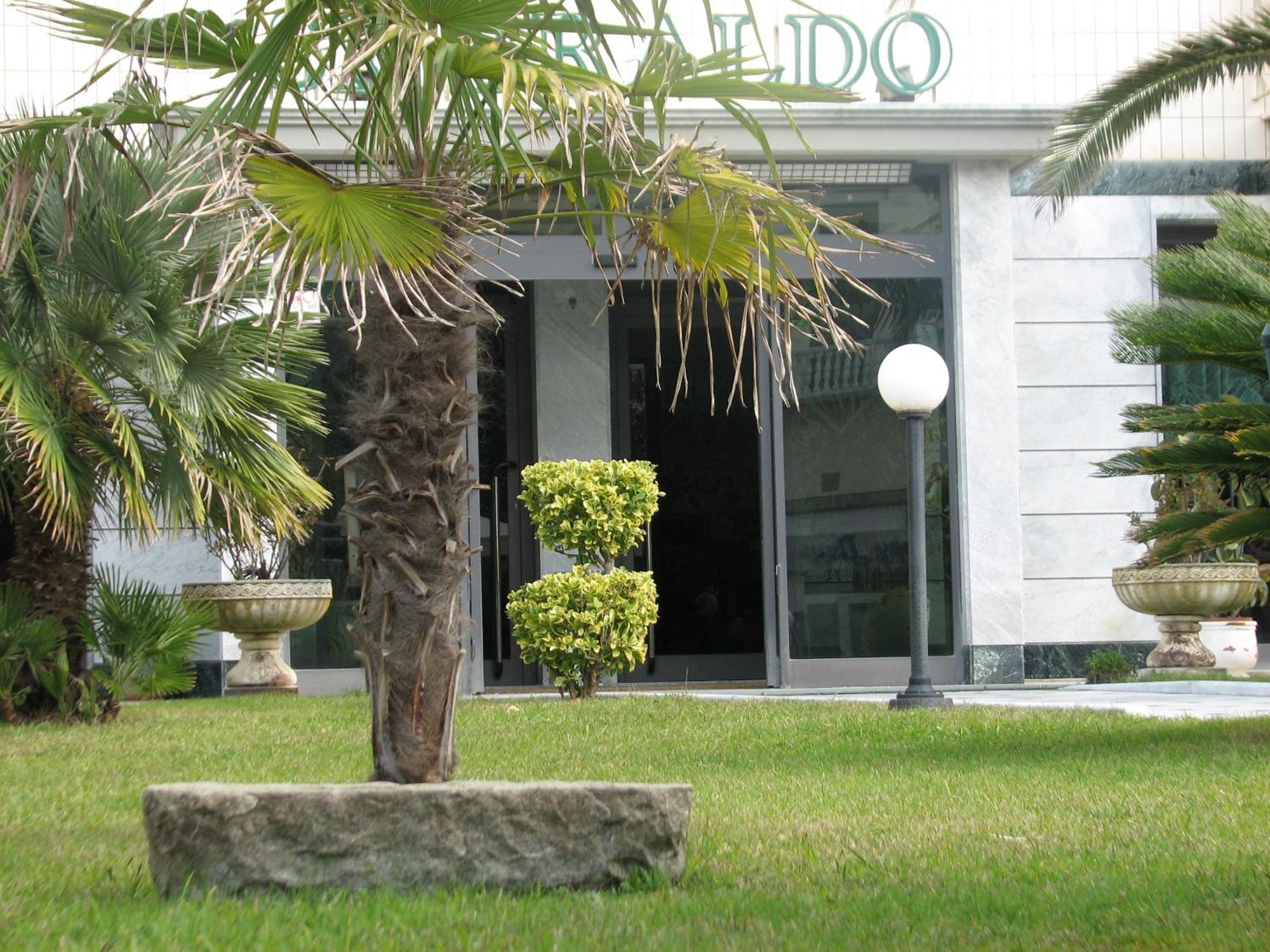 Hotel Smeraldo Lido di Camaiore Exterior foto